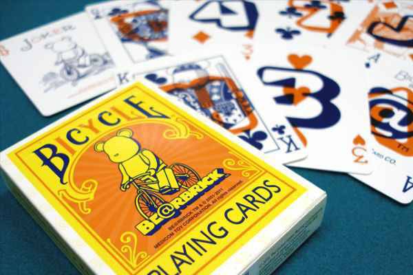 ベア ブリック バイスクル プレイングカード ポーカーセット (数量限定品) 明電工業マジックショップ